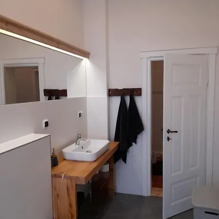 Charmante Altbauwohnung Im Zentrum Von Szczecin