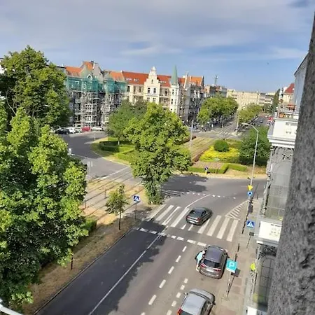Charmante Altbauwohnung Im Zentrum Von Szczecin